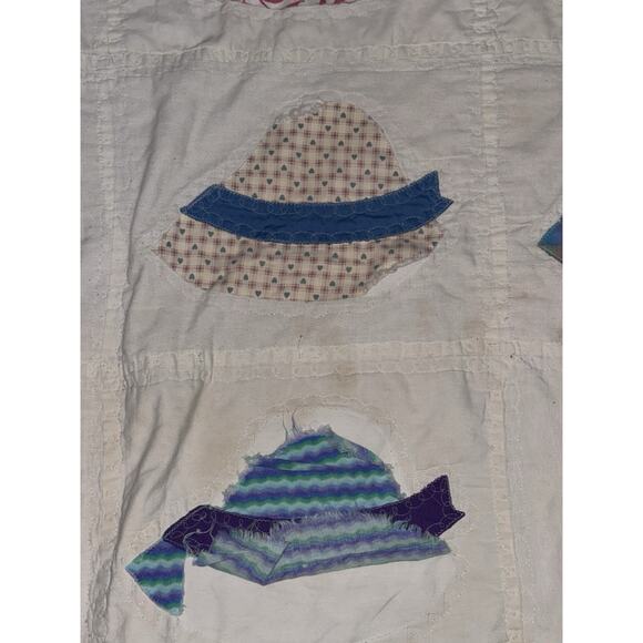 Vintage Homemade Ladies Hat Quilt- Has Callouts - Picture 14 of 16